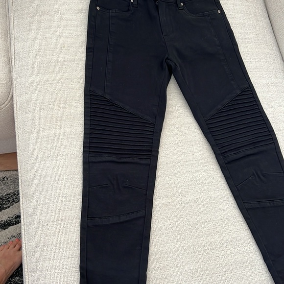 New Wishlist Jeans. Never been worn. Size M, but run small in my opinion. - Picture 6 of 8